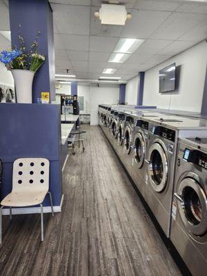 The Good Wash Laundromat