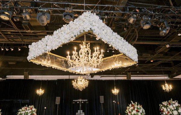 Chandeliers, flowers