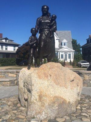 Fishermen's Wives Memorial