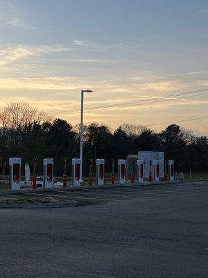 Newly added Tesla stations.