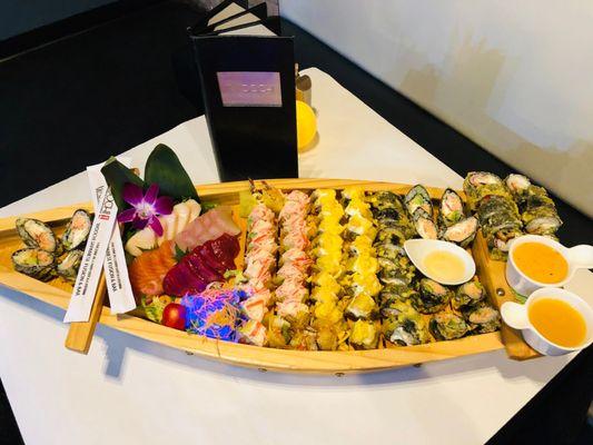 Sushi party tray