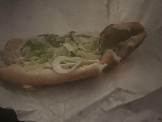 Lousy cheeseburger sub. Didn't even over the roll. Don't go here they stink!