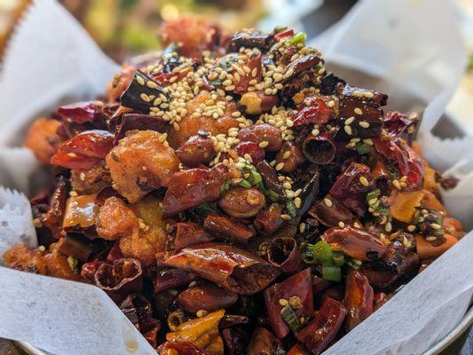 Crispy chicken with chilies