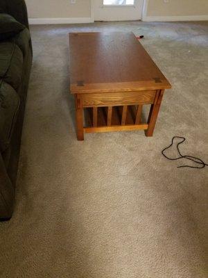 Lift top coffee table