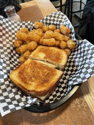 Patty melt and tots!!