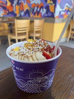 Açaí bowl with unlimited toppings