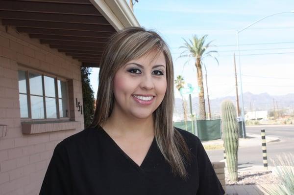 Viridiana Ruiz, Dental Assistant