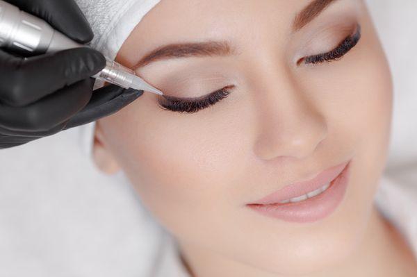 Our permanent eyeliner service enhances your lash line.