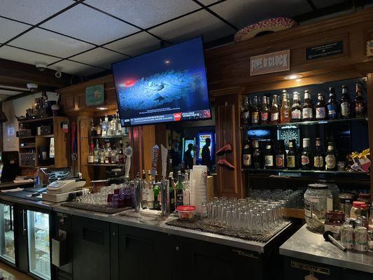 Full bar with great prices