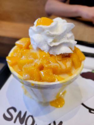 Small mango bingsu