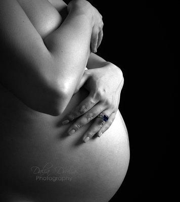 Beautiful  mama to-be from Manhattan.
#maternity #pregnancy #baby #pregnant #maternityphotography #newborn #motherhood #love #photography