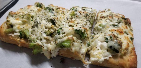 Broccoli & Onion Pizza