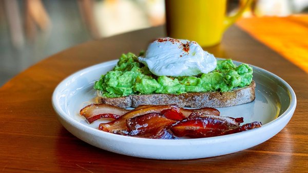 Avocado Tartine / Poached Egg / Bacon