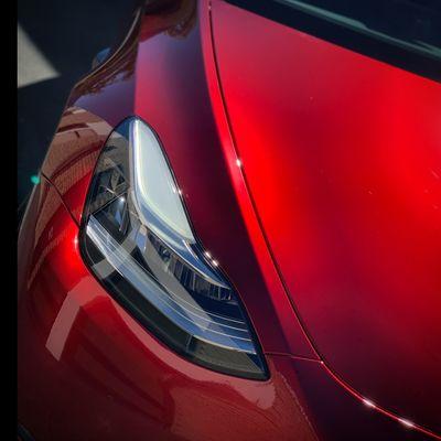 TESLA MODEL Y Full Wrap Koochoi PET Deep Red & PPF Suntek Reaction (10year) & Ceramic Coating (1year)