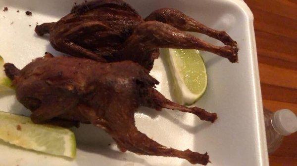 Omg mas bueno las Cordoniz (Fried Quail ) Delicious