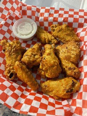 Hot wings - $7