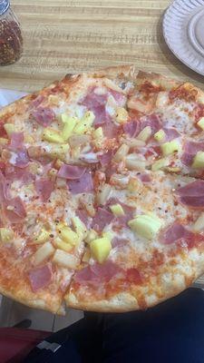 Hawaiian pizza