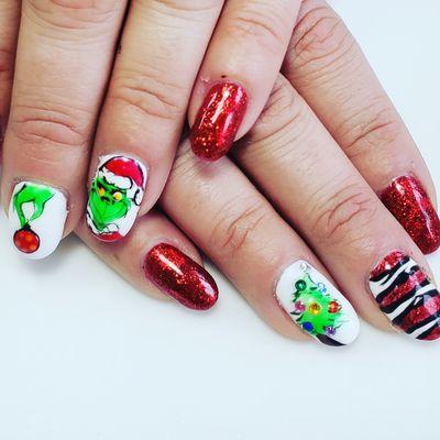 Grinch nails