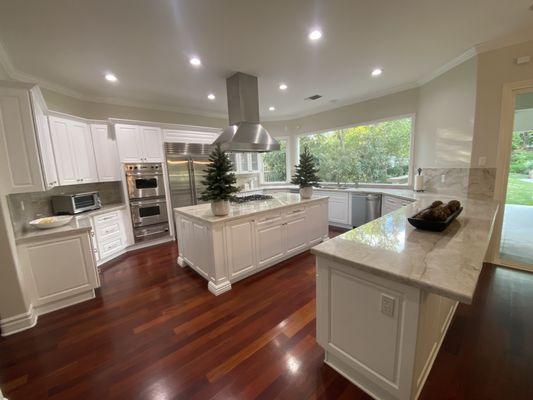 Kitchen island and peninsula