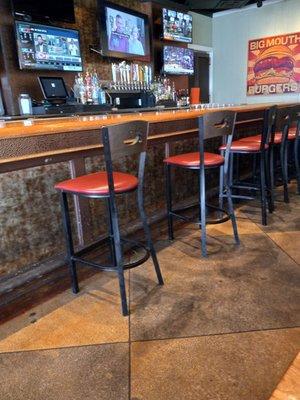 Empty bar at Chili's again!