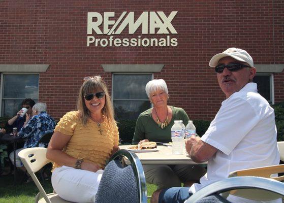 Remax Professionals Springfield Picnic.