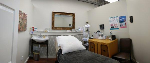 Facials And Professional Skincare Treatment Room - His And Hers Bare Beauty, Sarasota FL #treatmentroom #facials #sugar