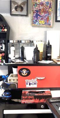 Tattoo station