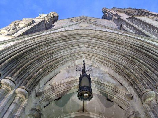 St. Francis Xavier College Church, Saint Louis