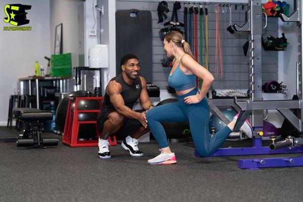 Strength, toning, motivation! Philadelphia personal training studio.Training with support!