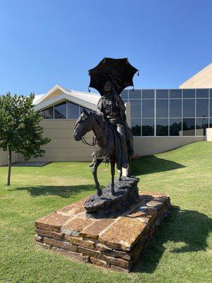 Beautiful statue near the front entrance to the museum