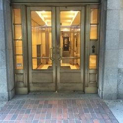 Front Entrance - NYC Pain Management - Dr. Daniel Khaimov