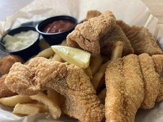 Fried catfish basket