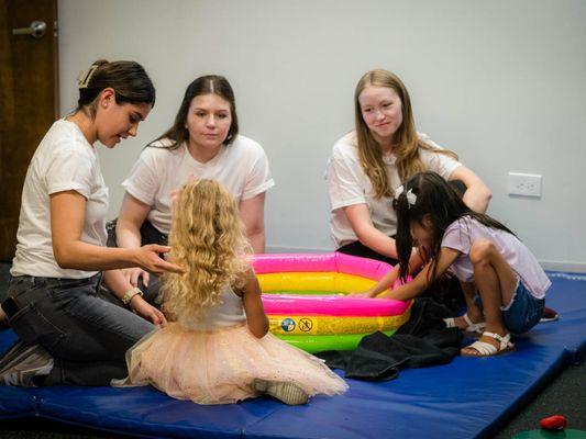 Therapists and clients at North Shore Pediatric Therapy Lincolnwood