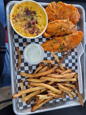 3 piece tenders mild with fries and bacon mac n cheese