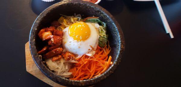 Spicy chicken bibimbap