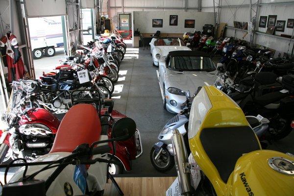 Consignment Sales of Motorcycles and Vehicles of Interest