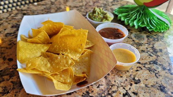 Chips, salsa and guac