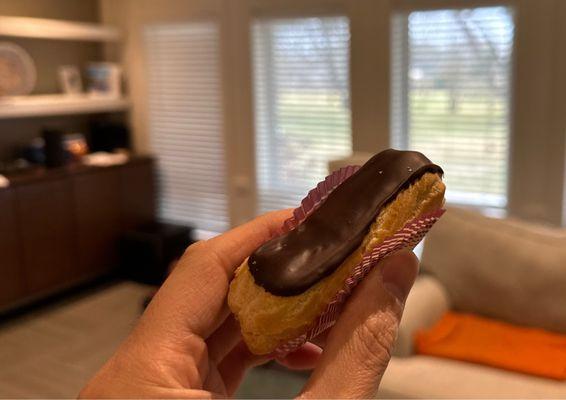 Small Éclair