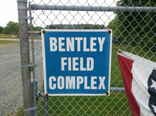 Sign on Diamond Hill Rd.