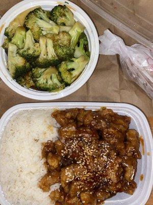 Sesame Chicken + side of Broccoli