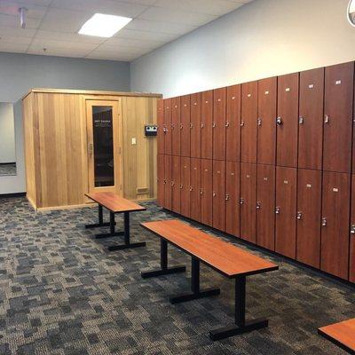 Clean locker rooms and dry sauna.