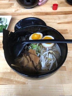 Thong Kotsu Ramen