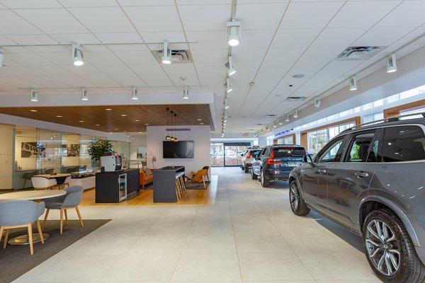 The customer lounge at Volvo Cars Bridgewater