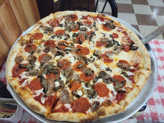 Large Thin Pepperoni, sausage and mushroom