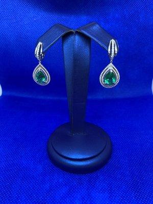 14kt White gold, 3ct pear shape Emerald with .29ct diamond drop earrings