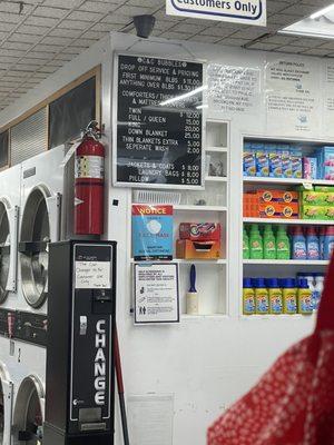 Small washer $3.00, medium $4.50, large $5.25. Dryer $0.25 (6 minutes)