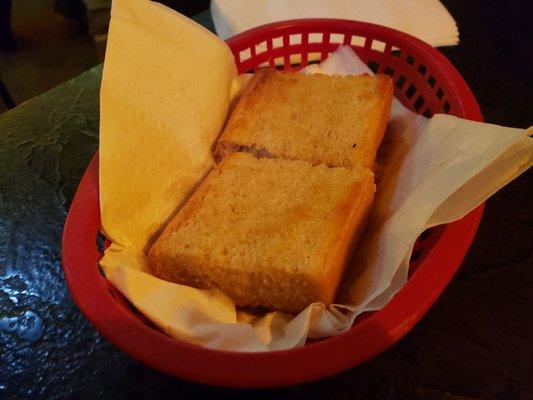 1 garlic bread with antipasto