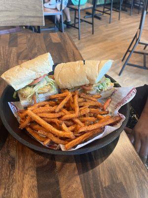 Shrimp poboy