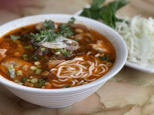 P15. Spicy Hue Style Noodle Soup/ Bun Bo Hue - IG: @nelson_eats