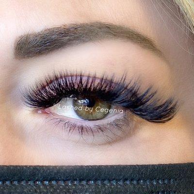 Mega volume lash extensions